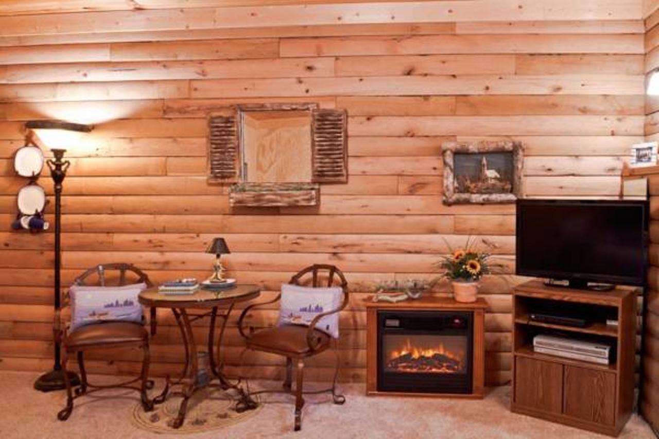 Scenic Valley Inn B&B And Event Center Манхэттен Экстерьер фото